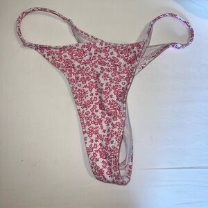Thong bikini bottom